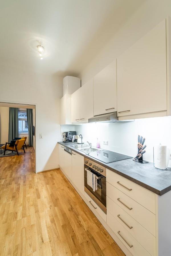 Josef'S Home I Maxi Apartment I Near Uno, Vic Виена Екстериор снимка